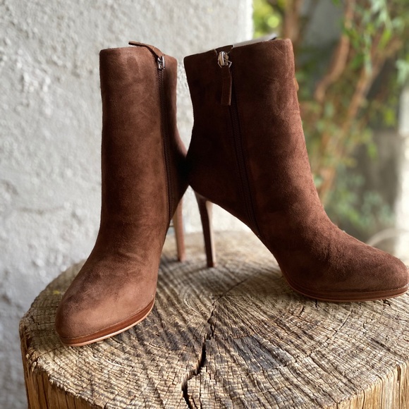 Querida booties by Nine West - Picture 4 of 8